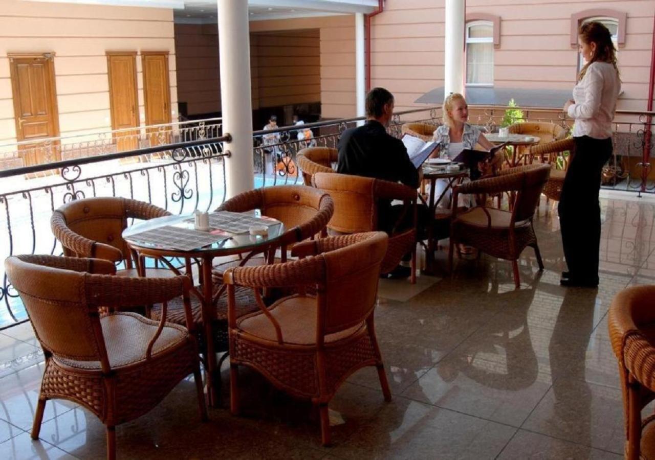 Hotel BEK Tasjkent Buitenkant foto