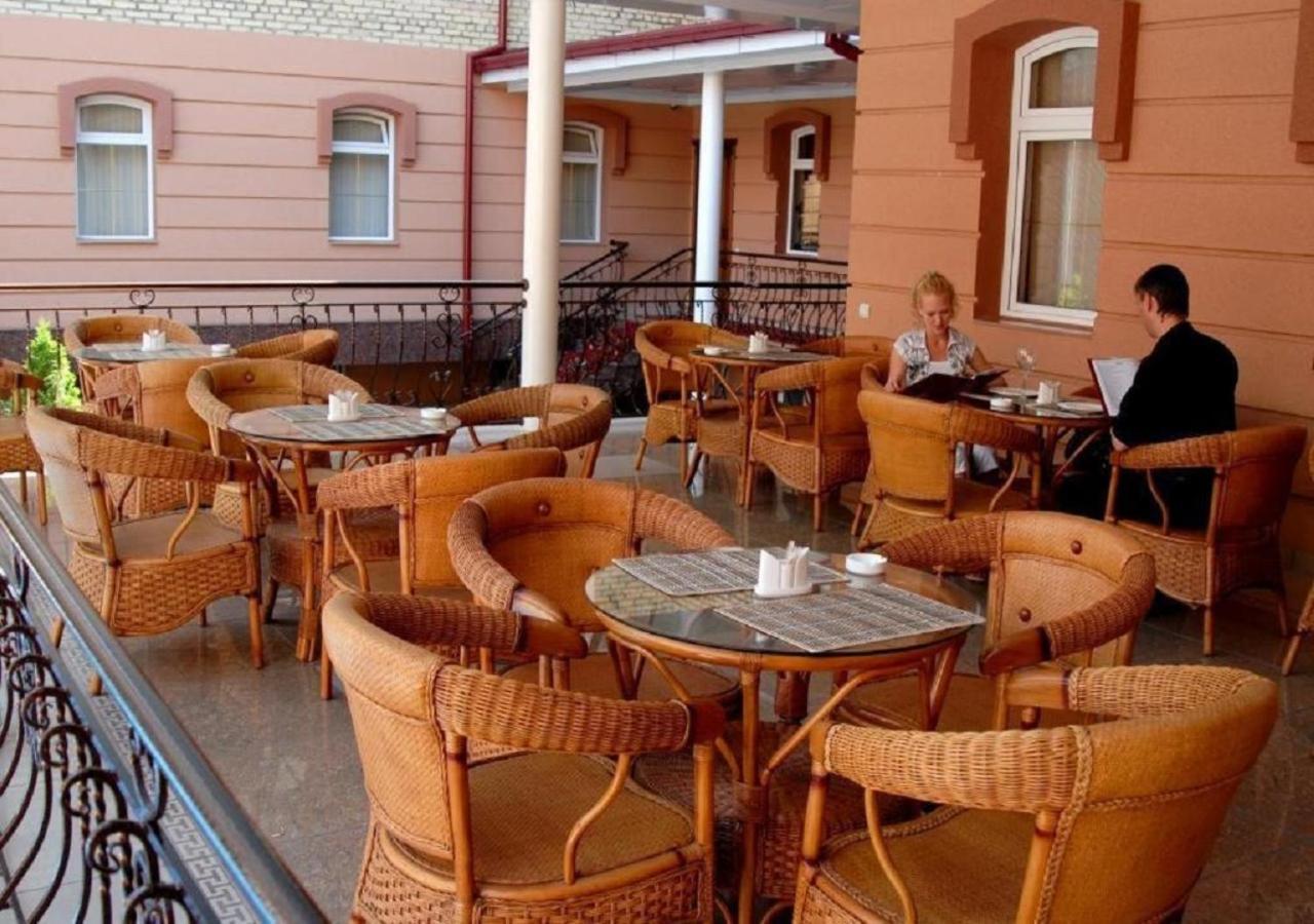 Hotel BEK Tasjkent Buitenkant foto