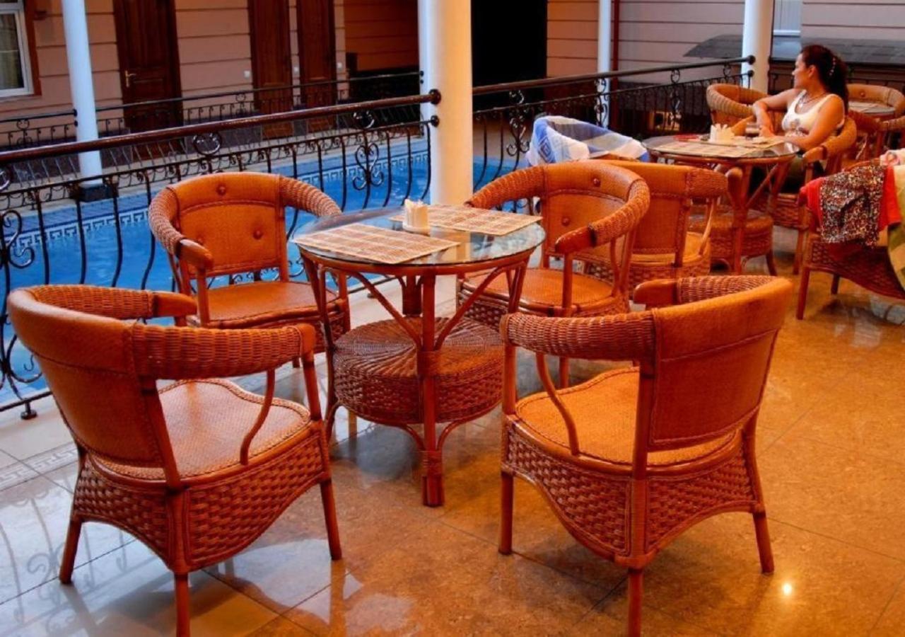 Hotel BEK Tasjkent Buitenkant foto